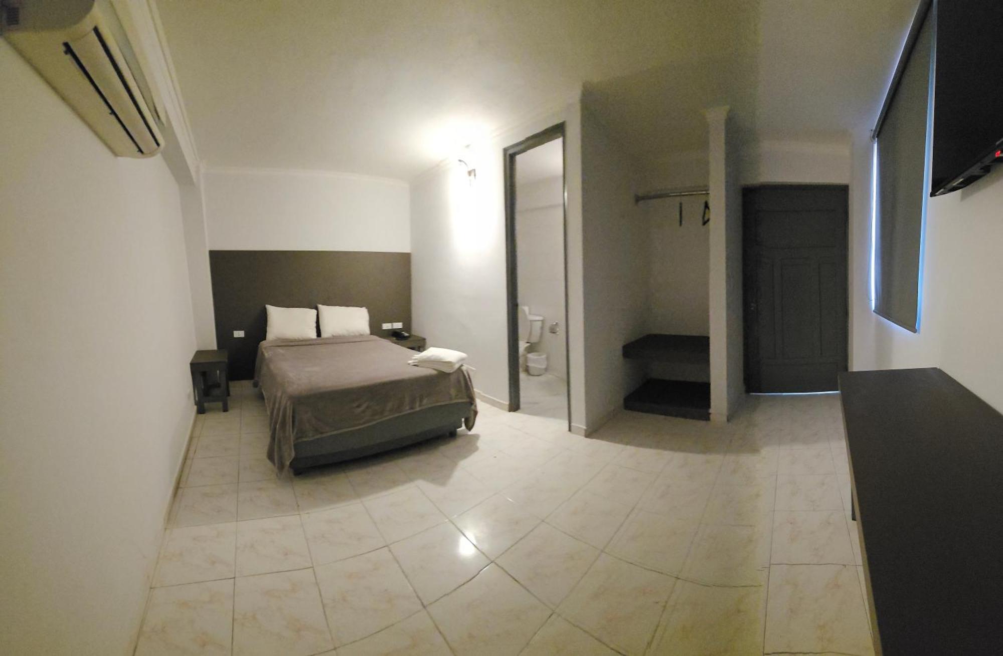 פנמה סיטי Hotel Montreal מראה חיצוני תמונה