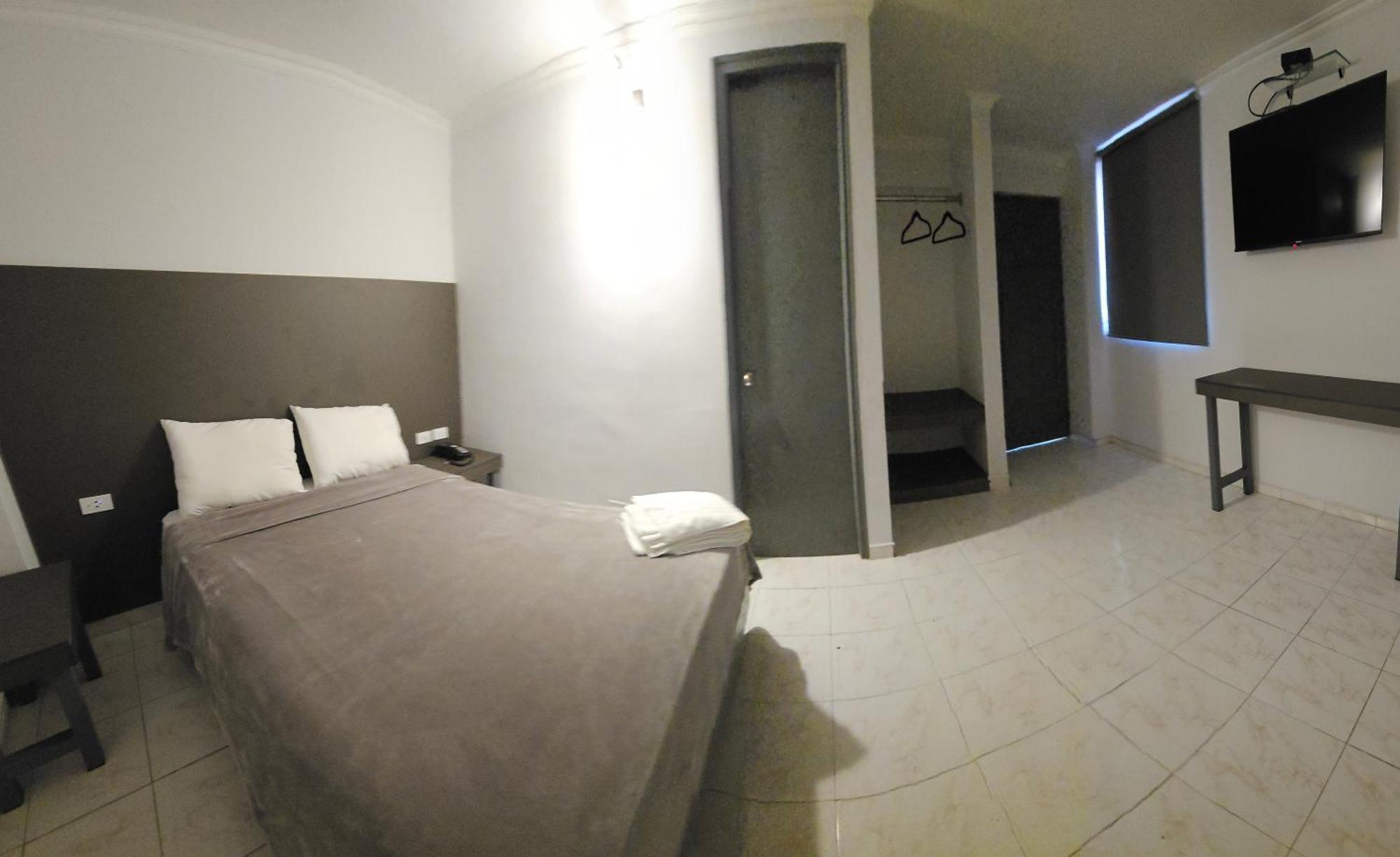 פנמה סיטי Hotel Montreal מראה חיצוני תמונה
